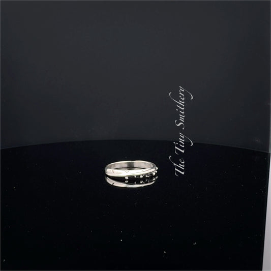 Narrow Feather Ring