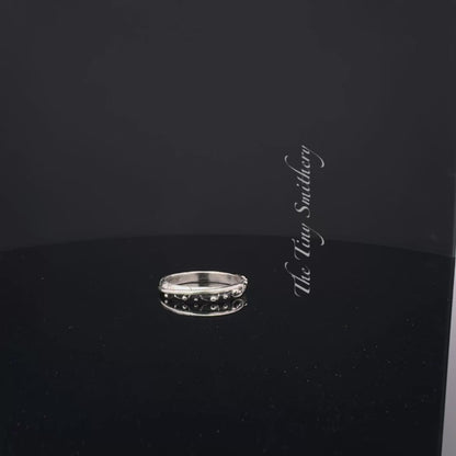 Narrow Feather Ring
